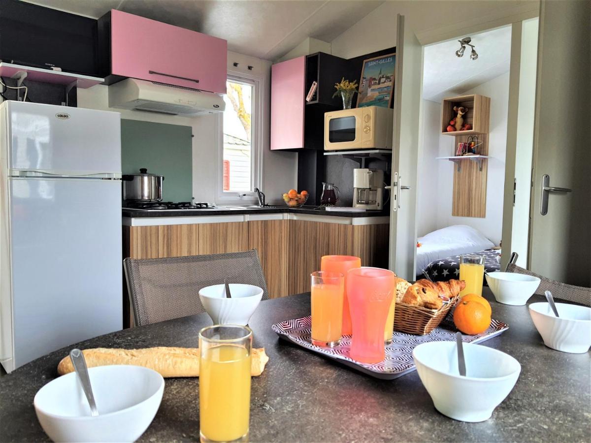 Camping Le Clos Des Pins Hotel Saint-Hilaire-de-Riez Kültér fotó