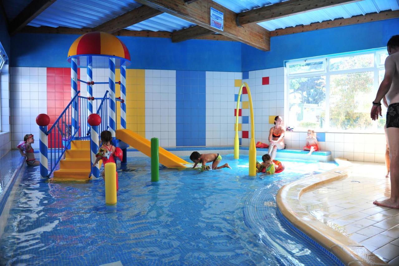 Camping Le Clos Des Pins Hotel Saint-Hilaire-de-Riez Kültér fotó